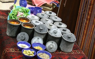 دیزی و سرویس چای و قلیان سفره خانه ایلیا