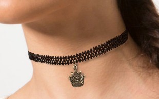 گردنبند آویزدار