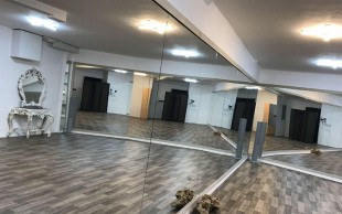 یوگا مجموعه کارینا