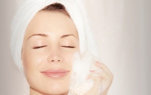 پاکسازی پوست در مجموعه افسانه