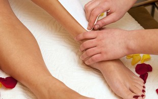 اپیلاسیون سالن زیبایی پانیذ طلایی