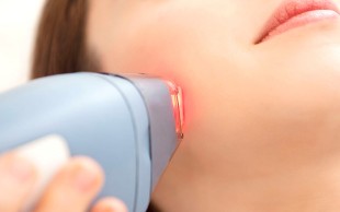 لیزر الکساندرایت دایود آروما مطب دکتر فیروزمند