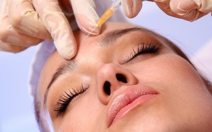 تزریق ژل در کلینیک  فرجام