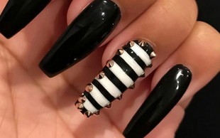 خدمات ناخن در آرایشگاه مهستان