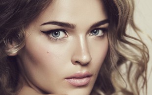 سالن زیبایی الماس بنفش