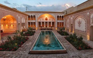 تورهای یک روزه کاشان آژانس خط سفر پارس