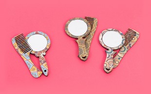 ست آینه و شانه چوبی دسته دار