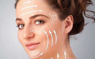 جوانسازی با نخ کلاژن در مطب شرقی