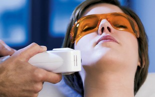 لیزر الکساندرایت در کلینیک زیبایی باربد