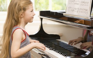 آموزشگاه موسیقی هنرکده آتش