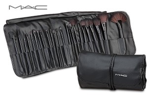 پکیج برس آرایشی رولی Mac