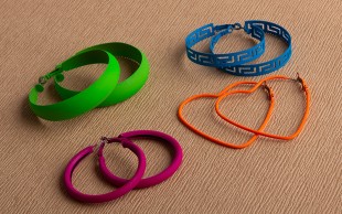 انواع گوشواره نئونی