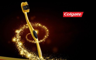 مسواک زغالی 360 Colgate