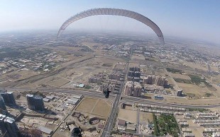 پاراگلایدر خلبان مختاری