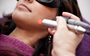 لیزر دایود و Elight مرکز زیبایی صدف