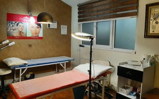 پاکسازی پوست صورت در آموزشگاه بهاره قادری