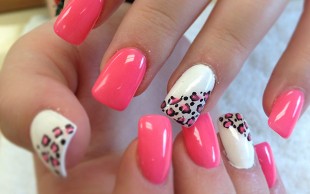 کاشت ناخن برلیان