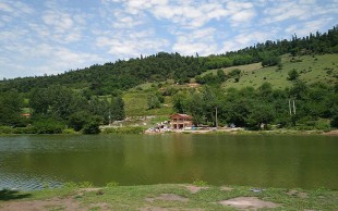 تور دریاچه عروس و آبشار دود وزن تابان پرواز آسیا