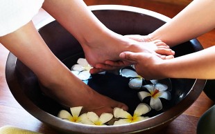 پکیج پاکسازی صورت و  پارافین تراپی آیسان