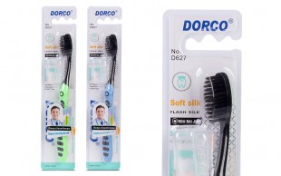 مسواک زغالی DORCO