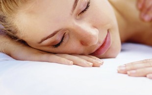 ماساژ بدن سالن ونوس گل