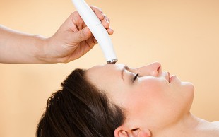 میکرودرم در مطب دکتر شاه حسینی