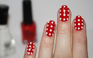 آموزش کاشت ناخن آهور