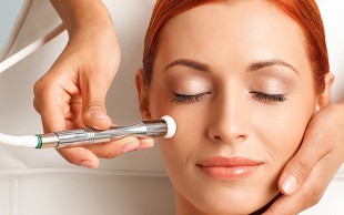 میکرودرم و هیدرودرم کلینیک سفیران