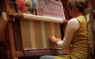 آموزش قالی بافی سرای محله زرگنده