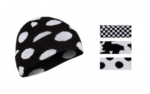 کلاه بافت طرحدار