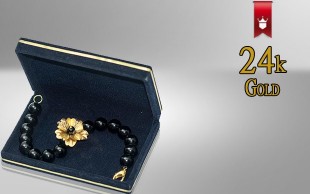 تخفیف ۴۹ درصدی دستبندهای سنگ با گل طلا