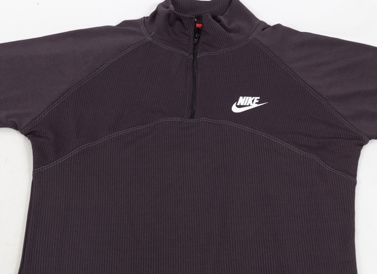 تیشرت نیم زیپ ورزشی طرح Nike