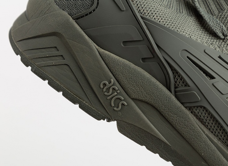 کتانی مردانه asics