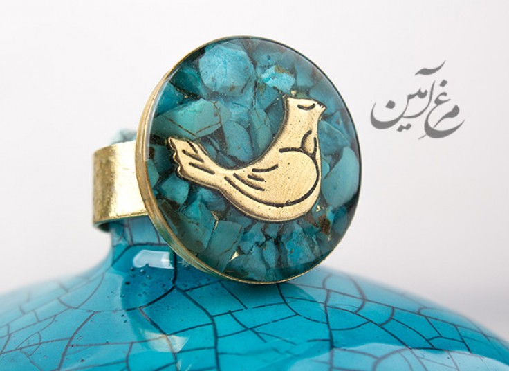 گردنبند و گوشواره مرغ آمین