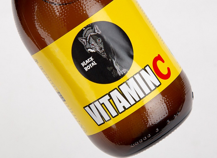 نوشابه انرژی زا ویتامین سی Black Royal
