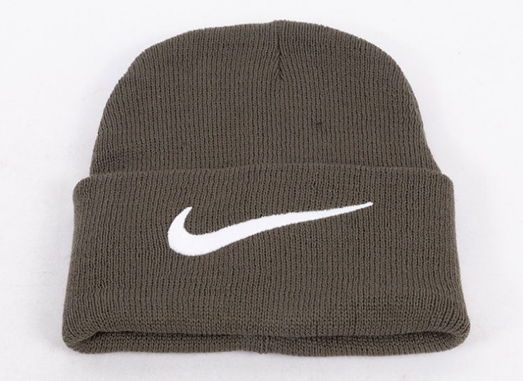 کلاه بافت Nike