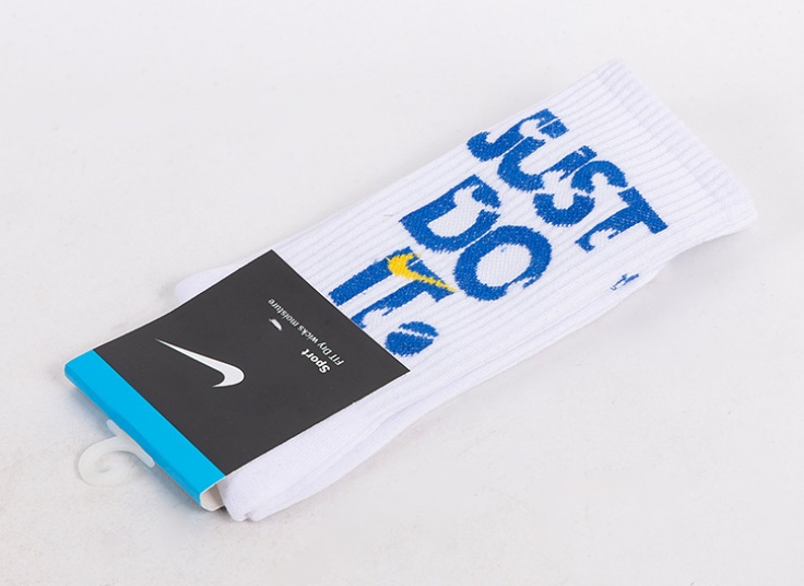 جوراب اسپرت ساق بلند طرح NIKE