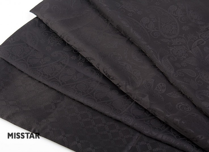 روسری مشکی Pierre Lauren