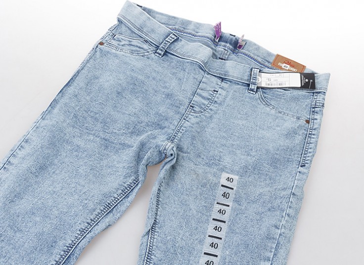 شلوار جین طرح لگ C and A