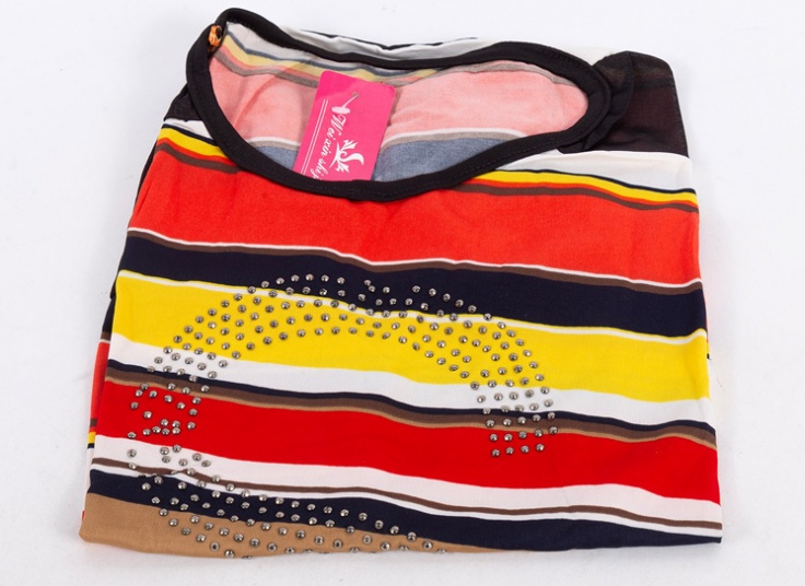 تیشرت زنانه راه‌ راه