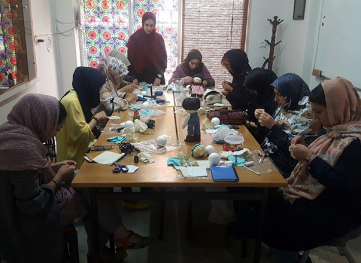 کلاس های آموزشی در هنر ماندگار پارسی