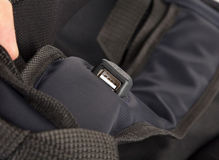 کیف کوله Caterpillar سری USB Edition