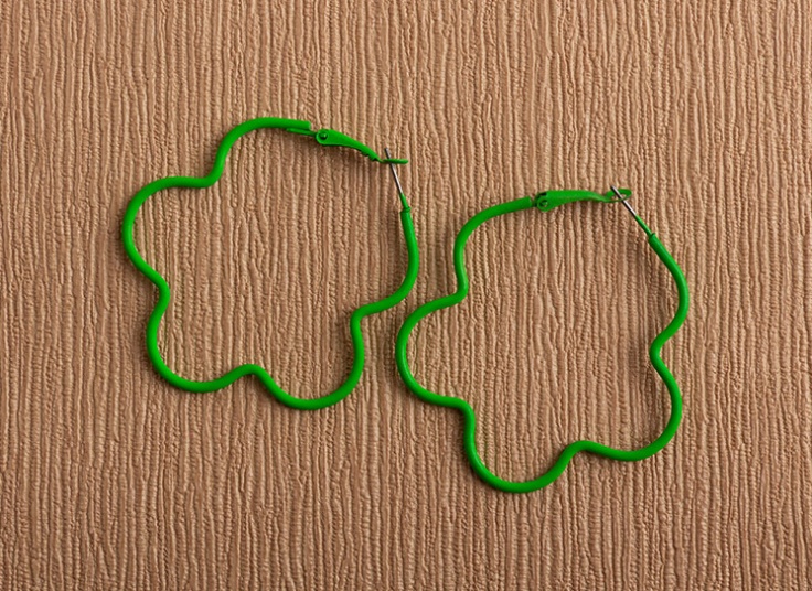 انواع گوشواره نئونی