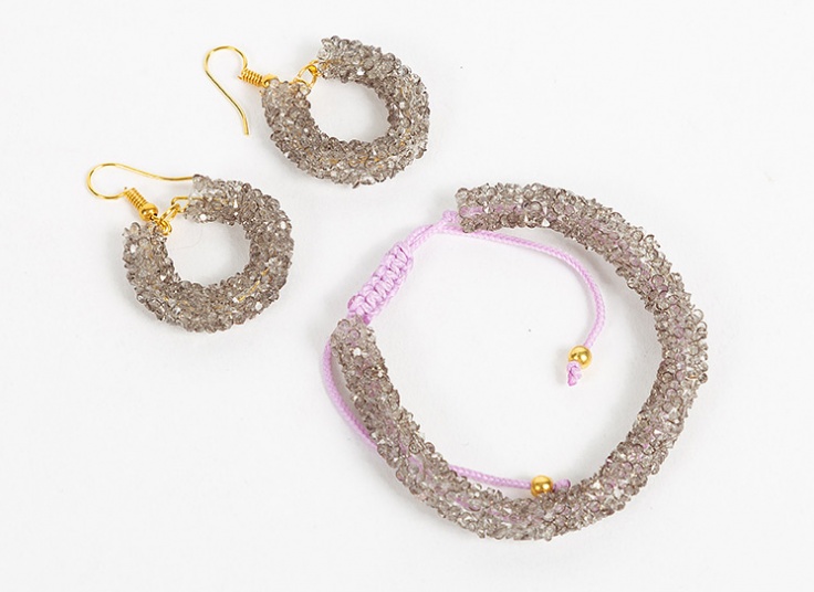 گوشواره و دستبند کریستالی