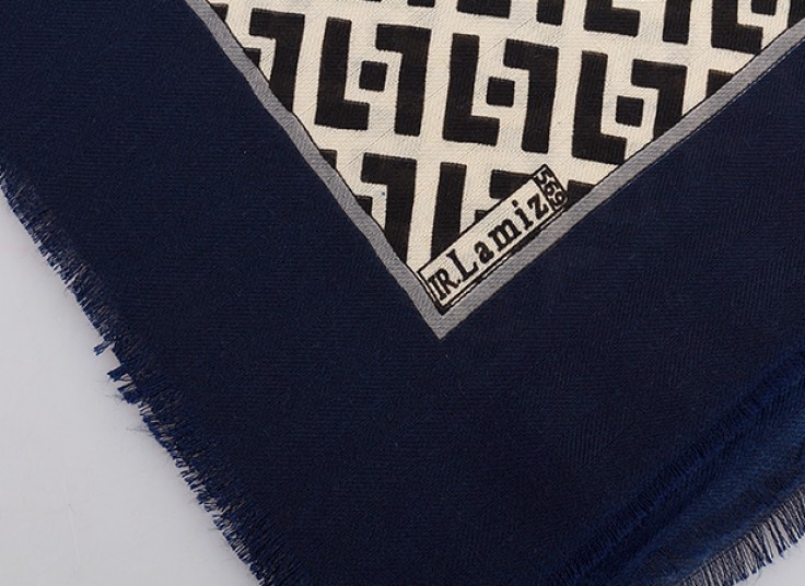 روسری پاییزه FENDI