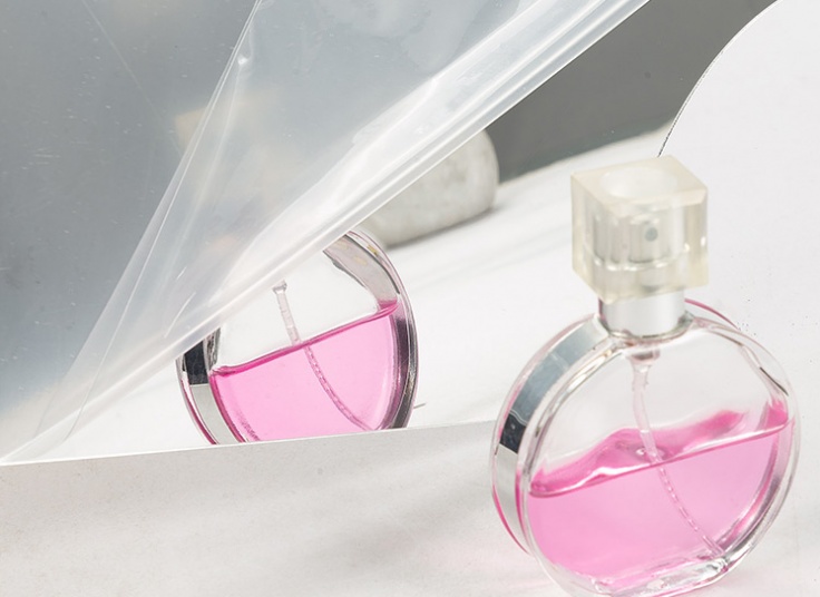 استیکر آینه ای