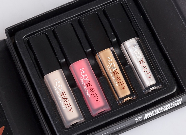 پکیج آرایشی Huda Beauty