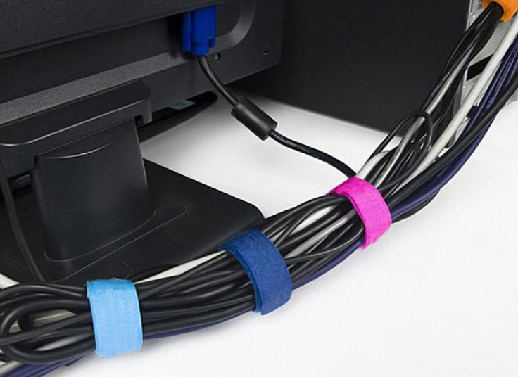 چسب پارچه ای طرح Velcro