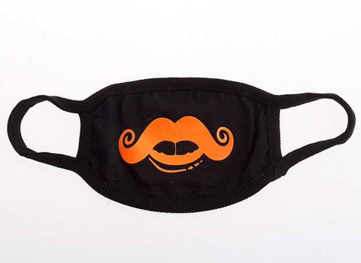 ماسک طرحدار پارچه ای