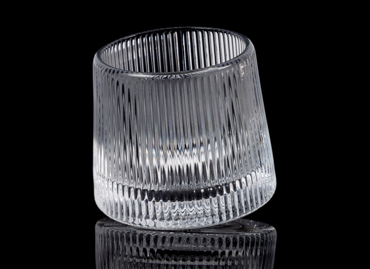 نیم لیوان چرخشی